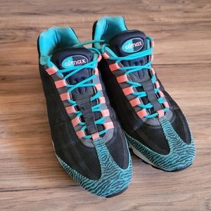 Nike Air Max 95 Premium Tape Zebra